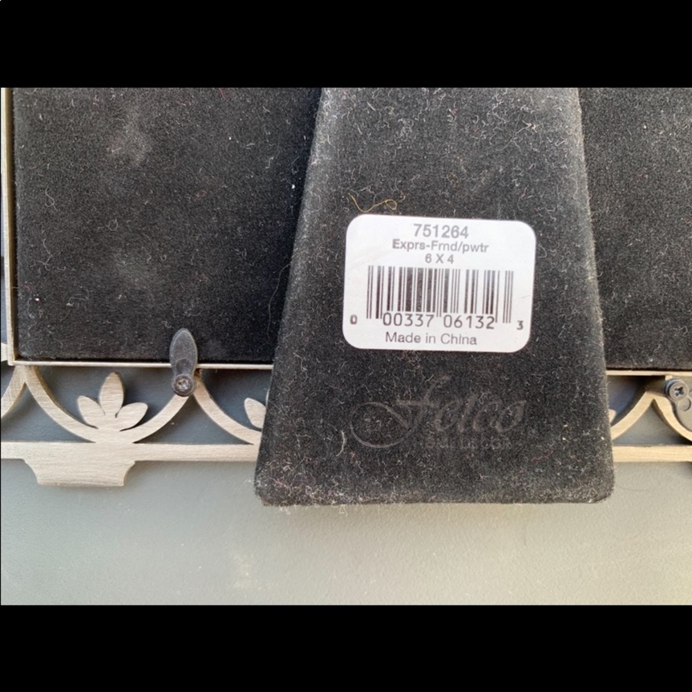 Friends Frame - Picture 4 of 6